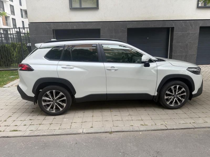 Toyota Corolla Cross EXECUTIVE PLUS , снимка 3 - Автомобили и джипове - 51697190