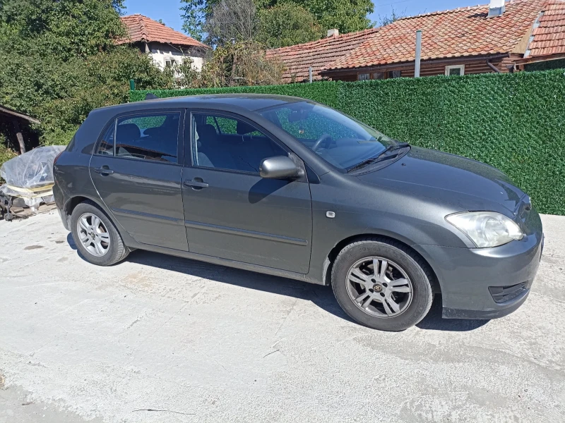 Toyota Corolla 2.0 D4D, снимка 2 - Автомобили и джипове - 52517687