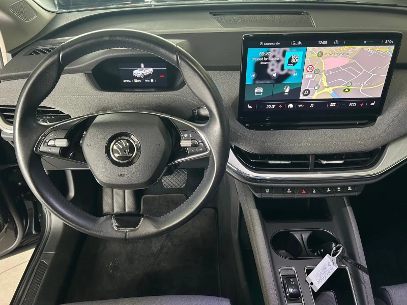 Skoda Enyaq iV60/179HP/LOFT/NAVI/CAM/LED/KLESS/L.ASSIST/450g, снимка 9 - Автомобили и джипове - 52087421