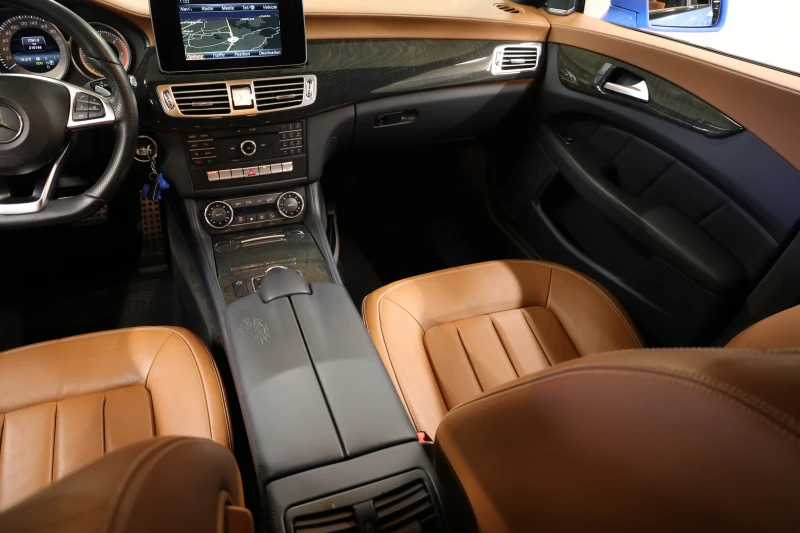 Mercedes-Benz CLS 350 d 4Matic 9G tronic  AMG Line, снимка 10 - Автомобили и джипове - 52440964