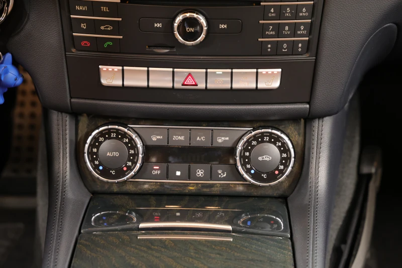 Mercedes-Benz CLS 350 d 4Matic 9G tronic  AMG Line, снимка 11 - Автомобили и джипове - 52440964