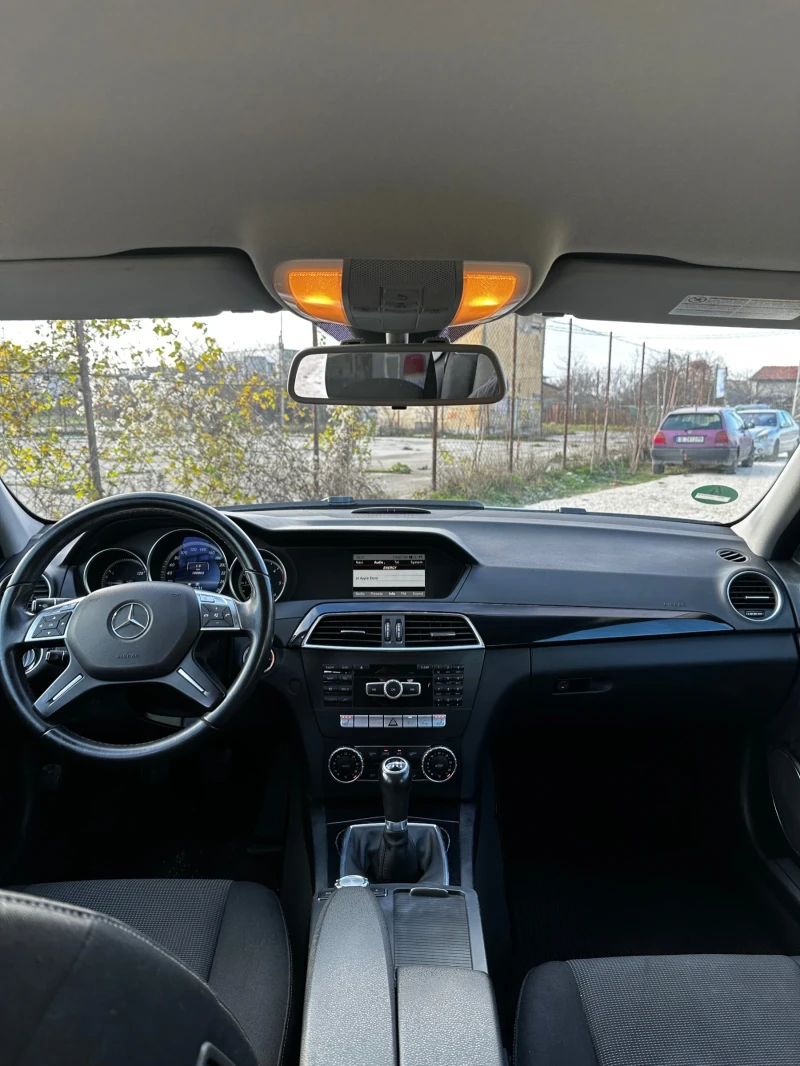 Mercedes-Benz C 180 AMG PACK, Ръчни скорости, снимка 9 - Автомобили и джипове - 52906828