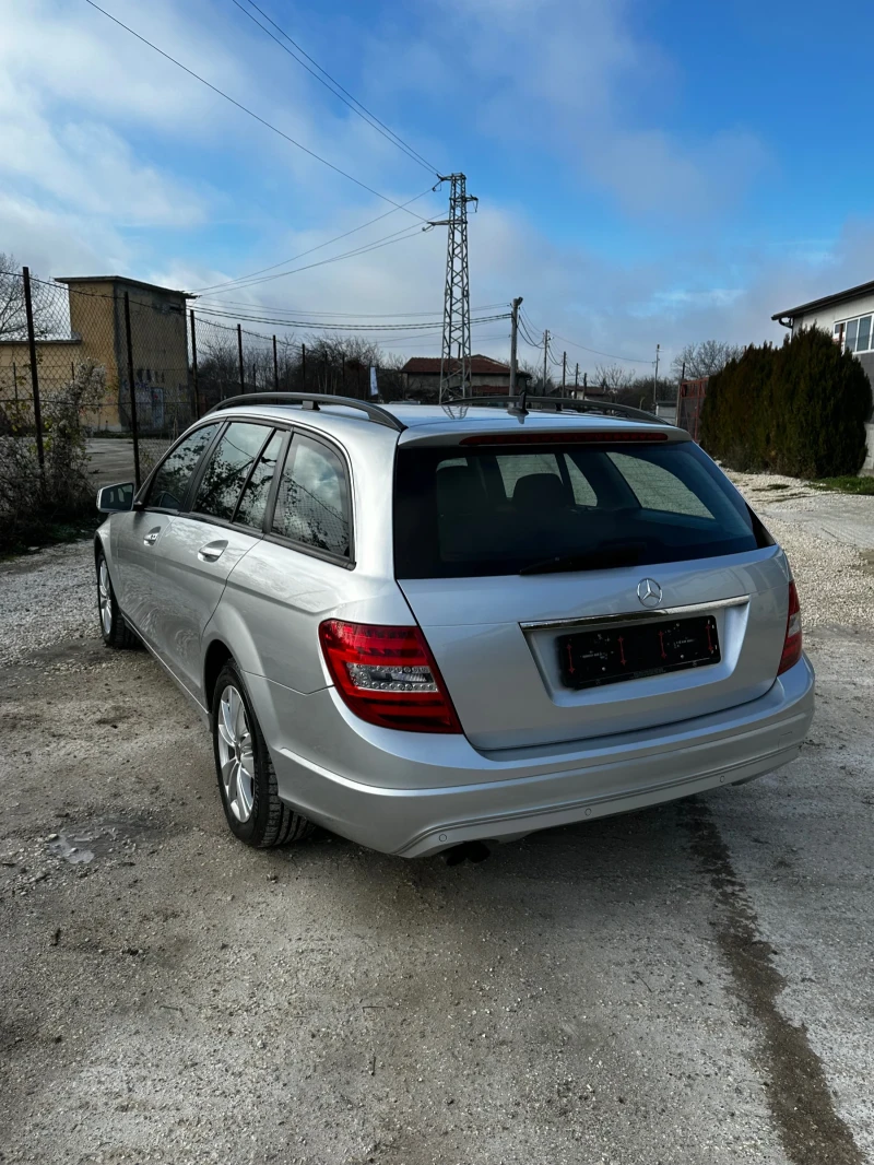Mercedes-Benz C 180 AMG PACK, Ръчни скорости, снимка 6 - Автомобили и джипове - 52906828