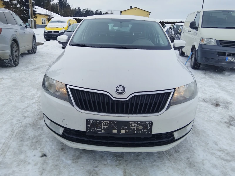 Skoda Rapid 1.6 TDI * NAVI* Подгрев* , снимка 2 - Автомобили и джипове - 53176100