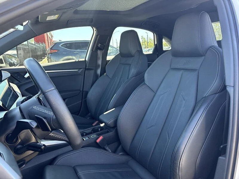 Audi A3 * Progressiv AWD* АВТОКРЕДИТ БЕЗ ПЪРВОНАЧАЛНА* , снимка 13 - Автомобили и джипове - 55074281