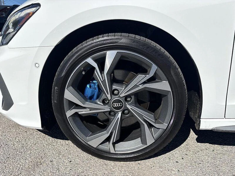 Audi A3 * Progressiv AWD* АВТОКРЕДИТ БЕЗ ПЪРВОНАЧАЛНА* , снимка 7 - Автомобили и джипове - 55074281