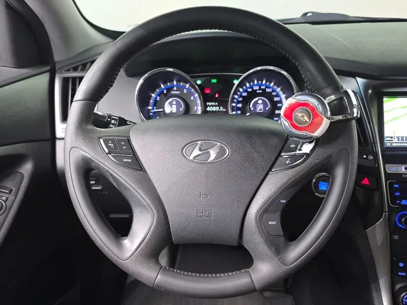 Hyundai Sonata LPG TOP, снимка 13 - Автомобили и джипове - 55726727