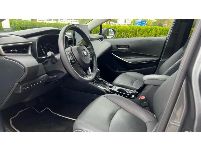 Toyota Celica SDN 1.8H Luxury Plus, снимка 9 - Автомобили и джипове - 56269806
