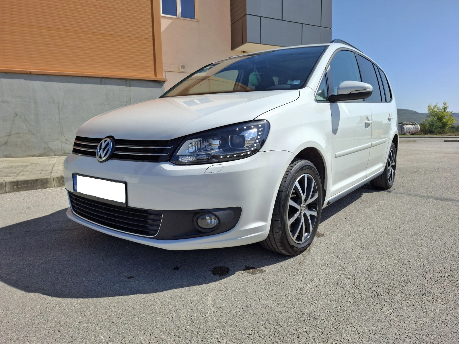 VW Touran 2.0 Tdi 140 к.с Comfort - line. Швейцария  - изображение 10