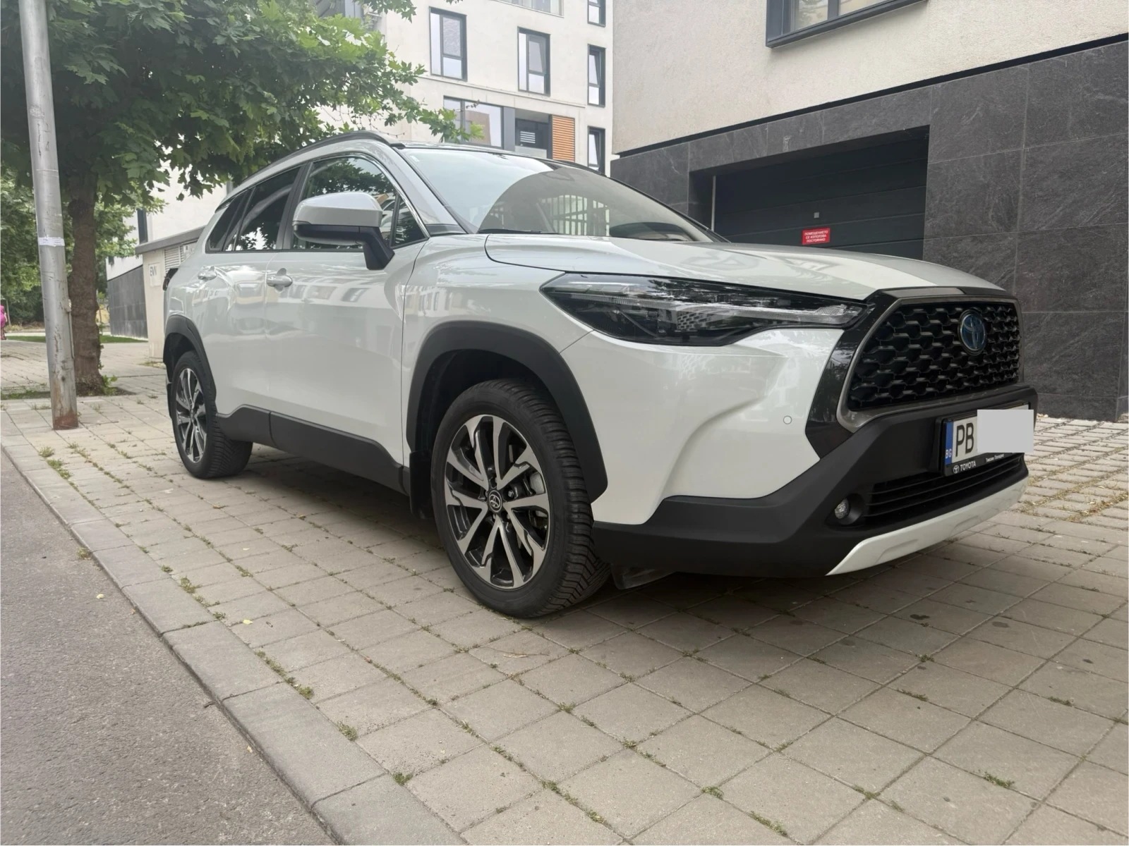 Toyota Corolla Cross EXECUTIVE PLUS  | Mobile.bg   2