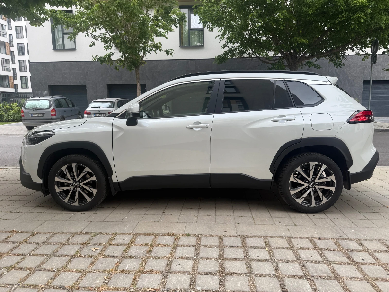 Toyota Corolla Cross EXECUTIVE PLUS  - изображение 2