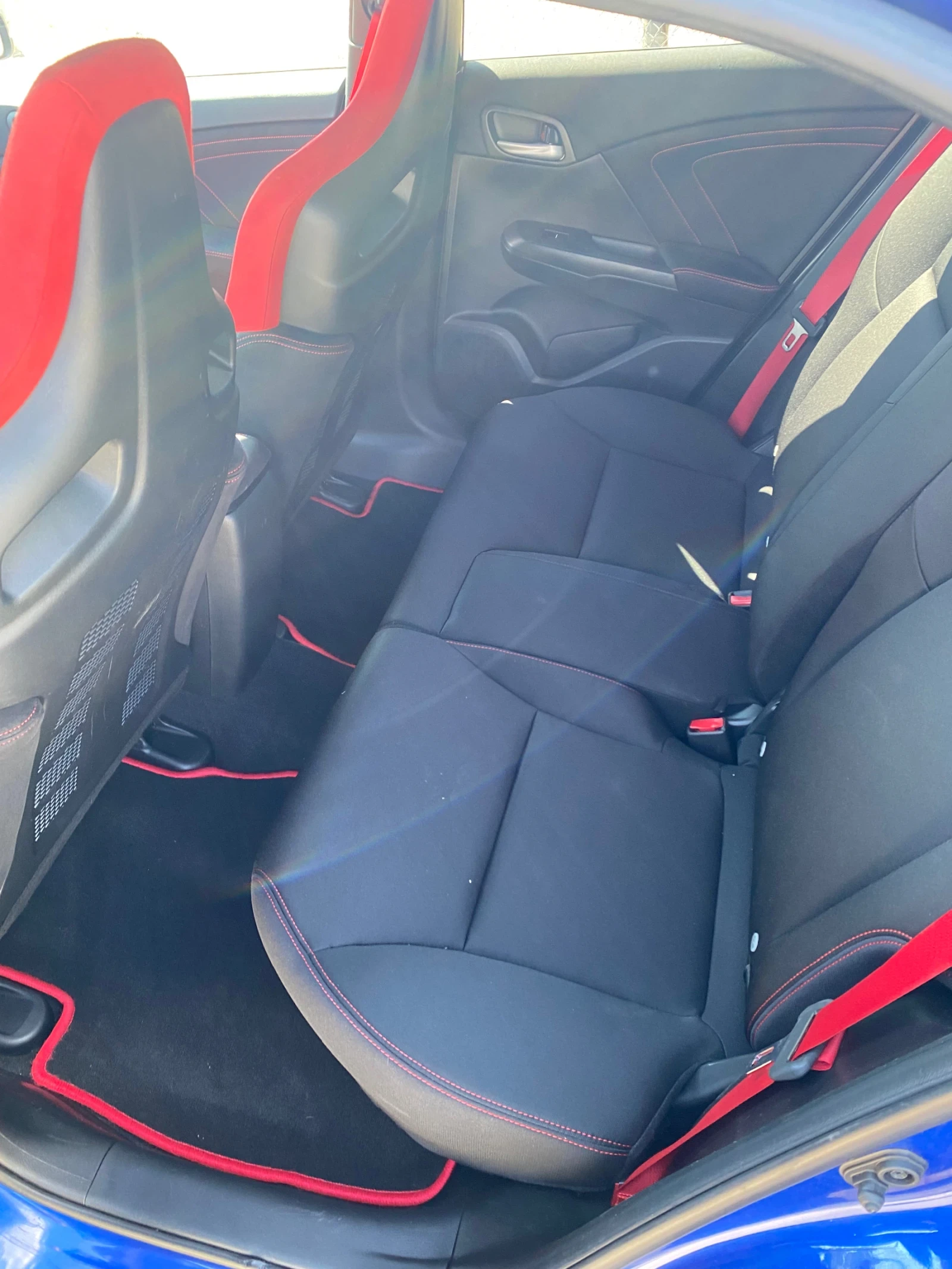 Honda Civic Type R - изображение 8