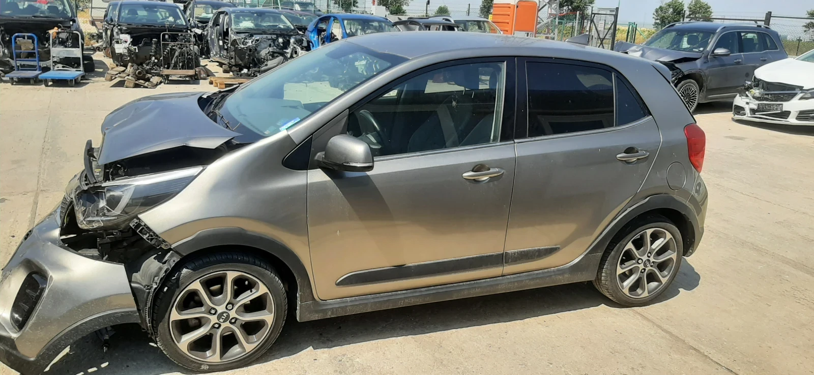 Kia Picanto 1.2i - изображение 4