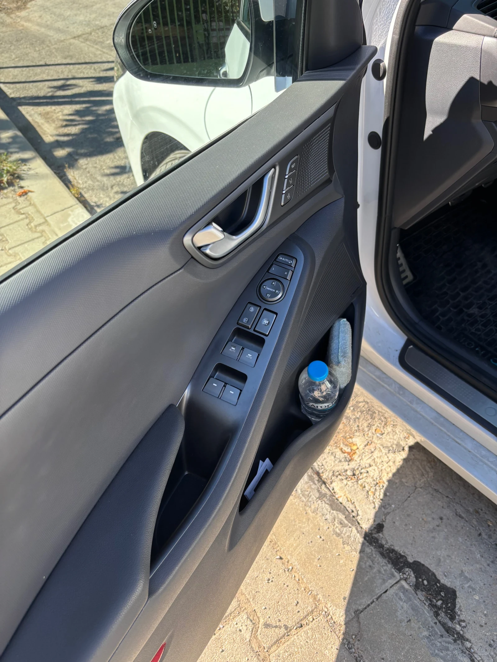 Hyundai Ioniq Plugin hybrid  - изображение 9