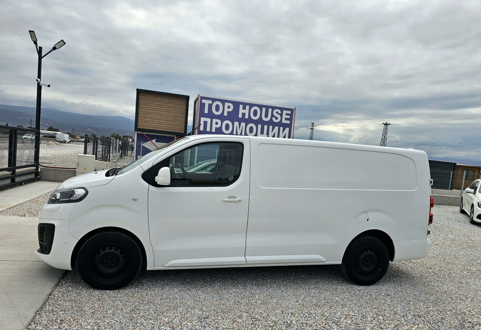 Citroen Jumpy Евро6 2.0hdi 180кс Автомат  - изображение 8