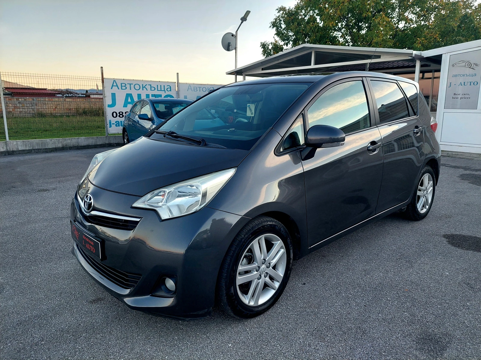 Toyota Verso S 1.3i НАВИ ПАНОРАМА - изображение 6