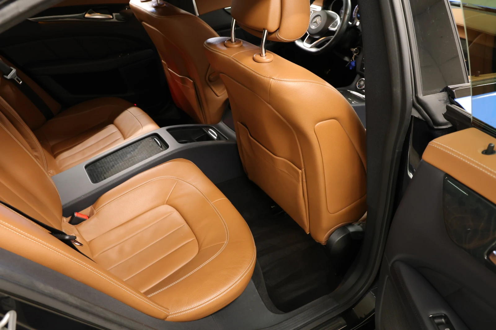 Mercedes-Benz CLS 350 d 4Matic 9G tronic  AMG Line | Mobile.bg   16