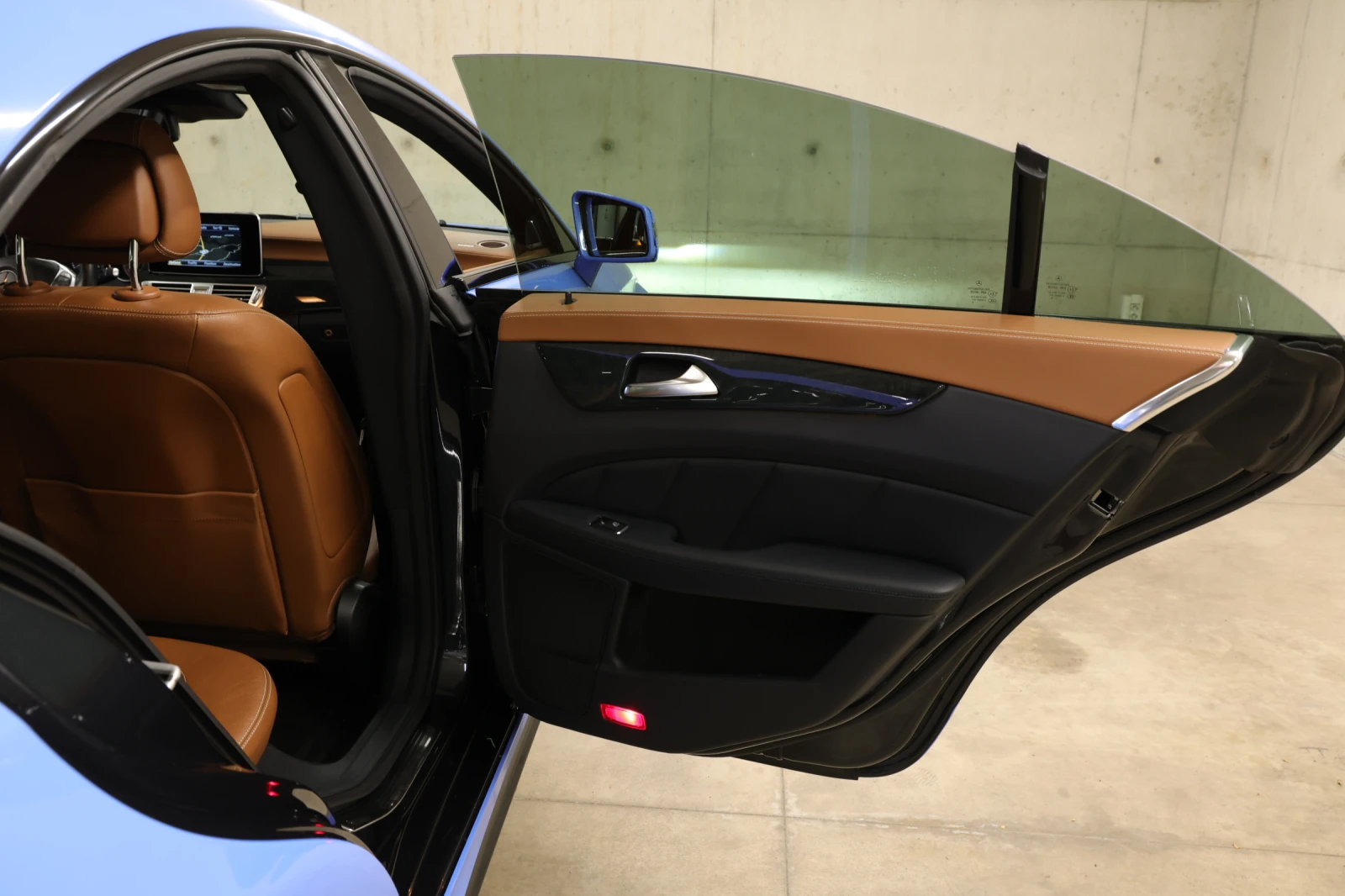 Mercedes-Benz CLS 350 d 4Matic 9G tronic  AMG Line | Mobile.bg   15