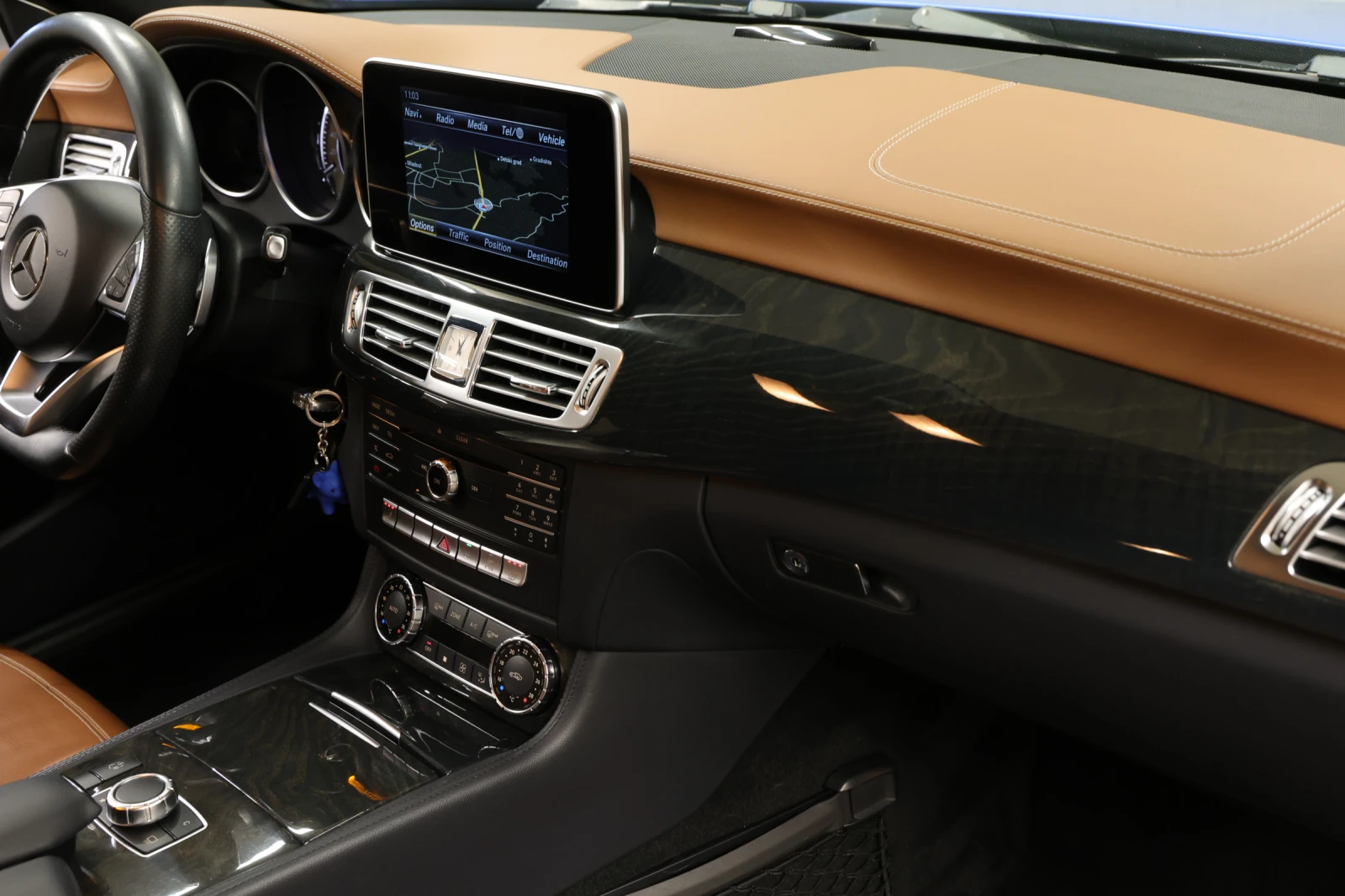 Mercedes-Benz CLS 350 d 4Matic 9G tronic  AMG Line | Mobile.bg   12