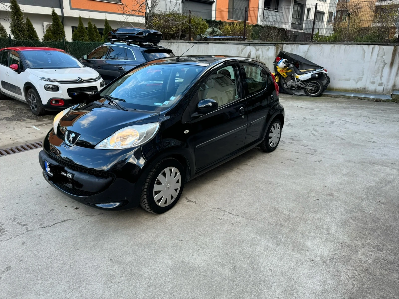 Peugeot 107 Автоматик, 66к км, 2-ри собственик - изображение 3