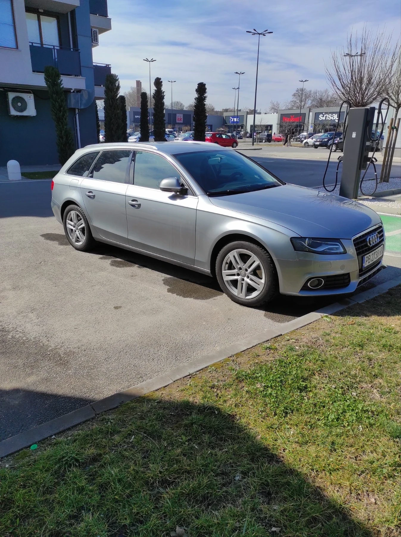 Audi A4 2.0 TDI, снимка 2 - Автомобили и джипове - 53849963