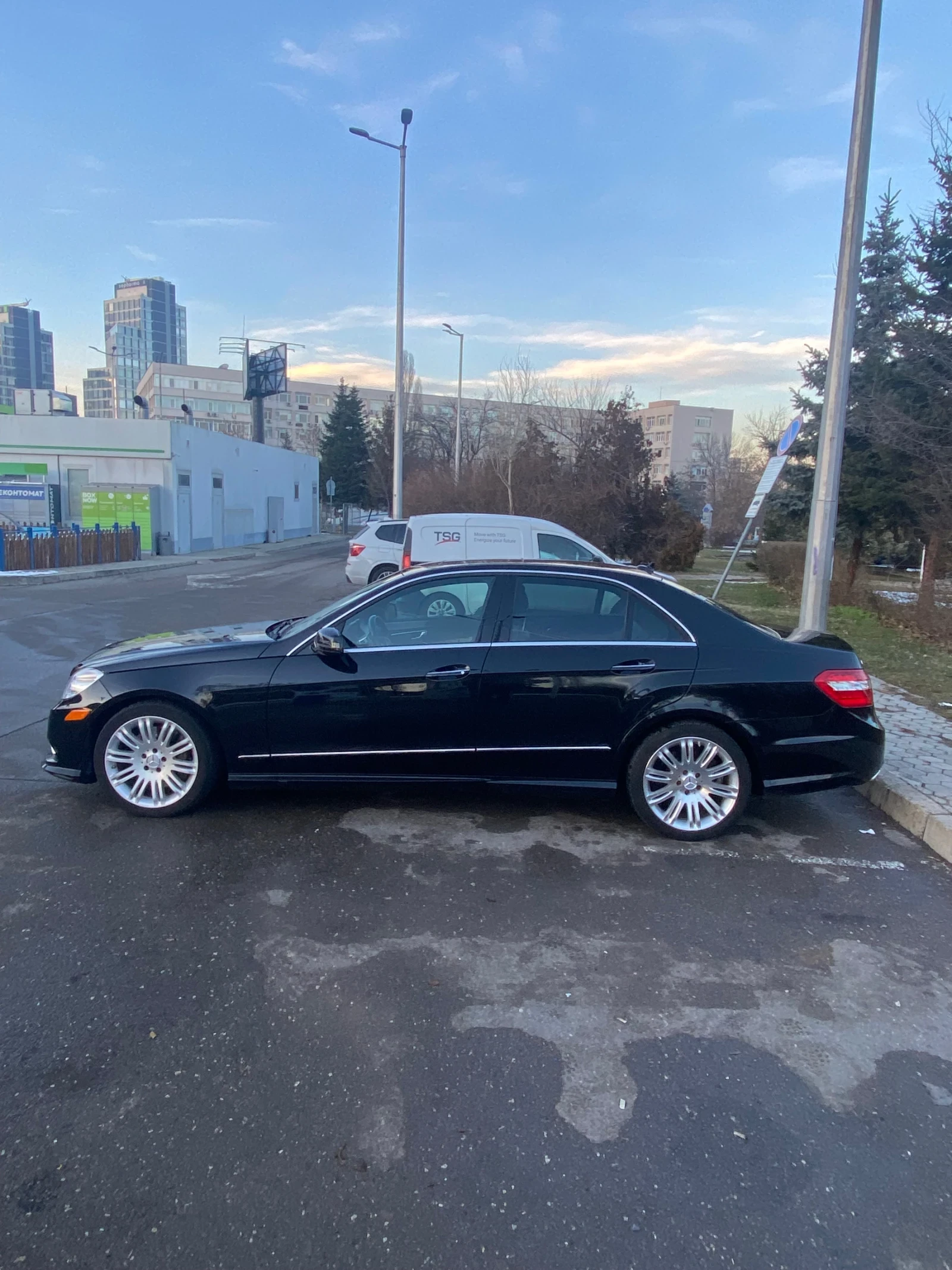 Mercedes-Benz E 500 E550 V8 4matic 7G-tronic, AMG optic, M273 мотор, снимка 6 - Автомобили и джипове - 53866889