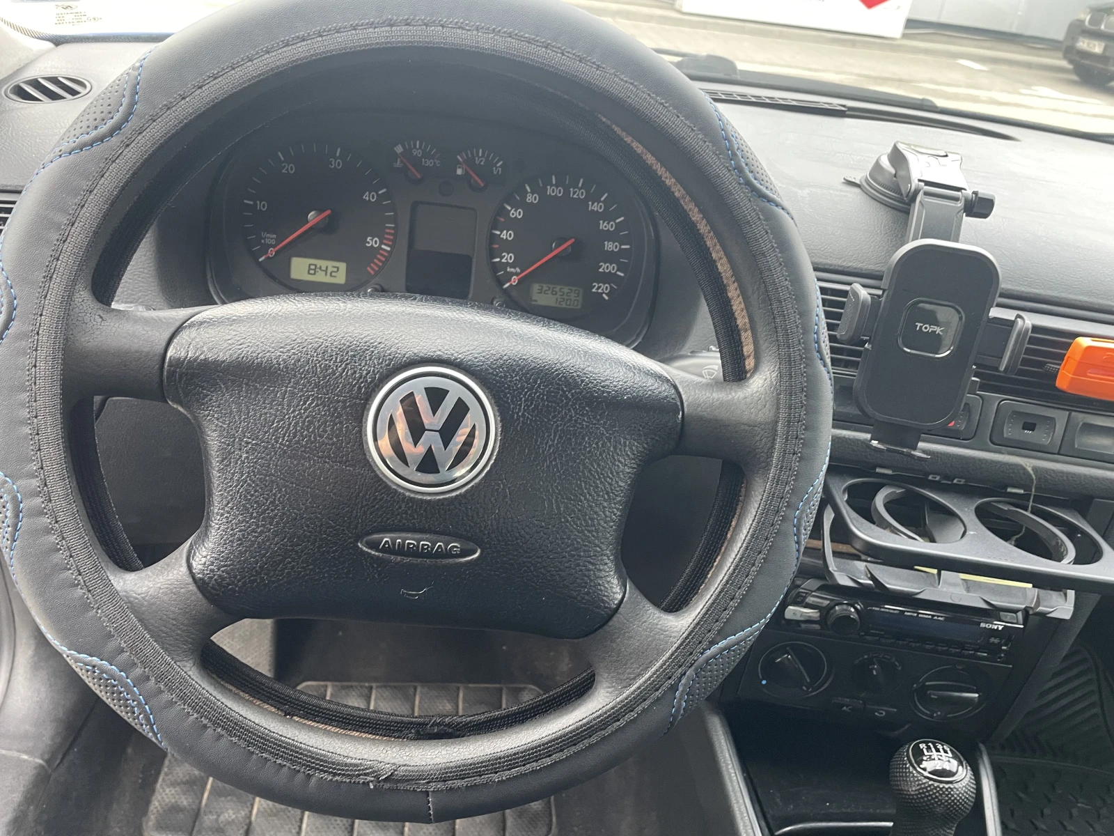 VW Golf 1.9 TDI, 110 к. с. , снимка 9 - Автомобили и джипове - 54046219