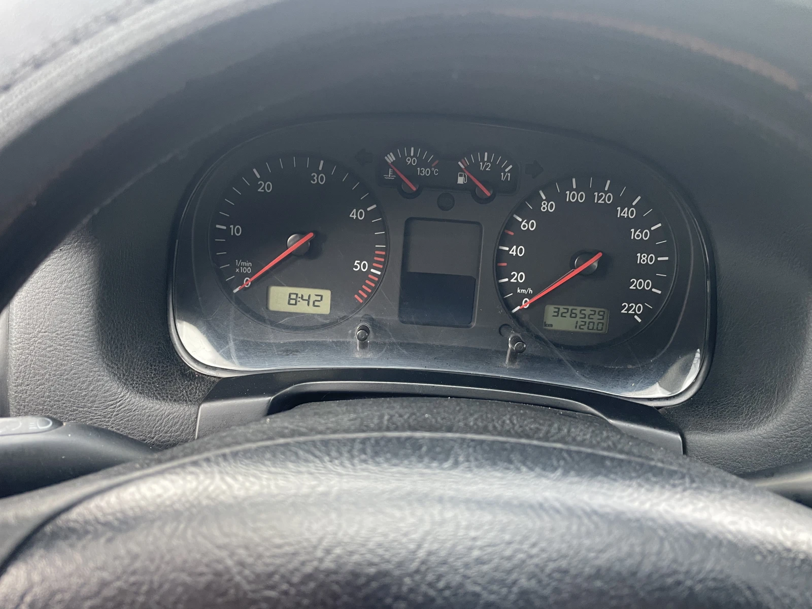 VW Golf 1.9 TDI, 110 к. с. , снимка 8 - Автомобили и джипове - 54046219