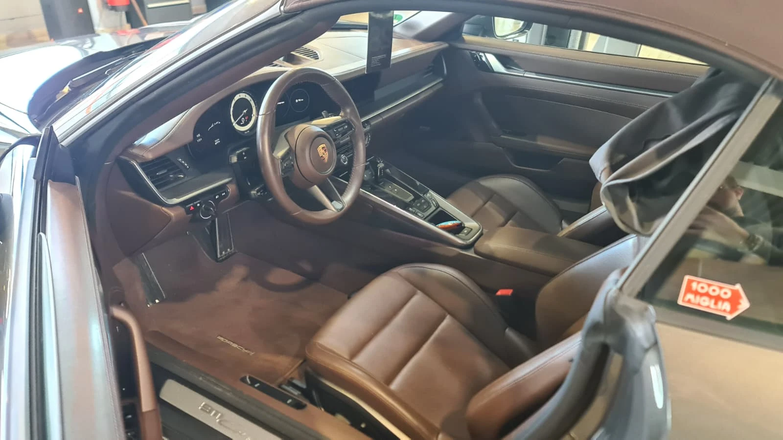 Porsche 911 Cabriolet, снимка 5 - Автомобили и джипове - 54048782