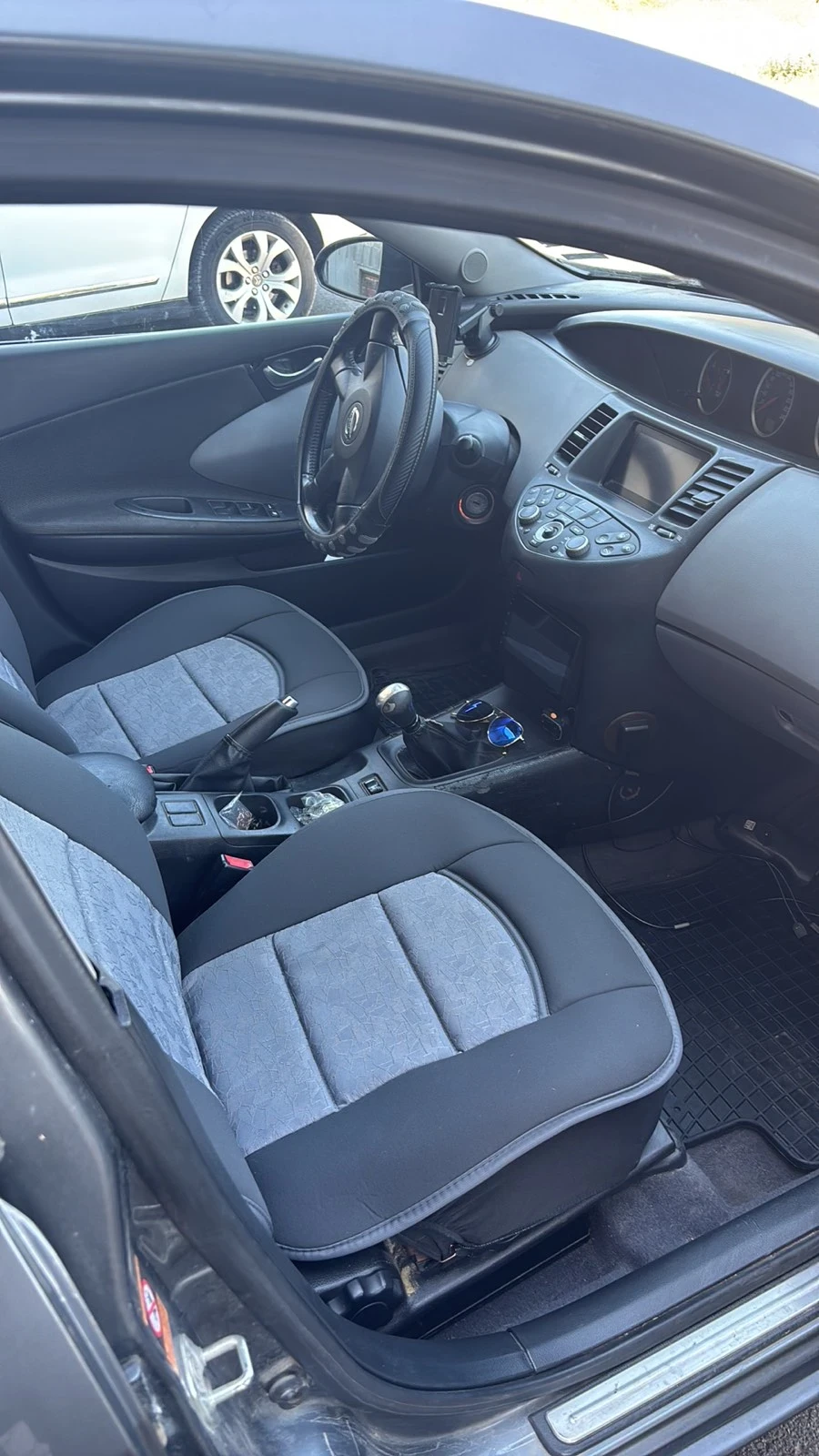 Nissan Primera 1.8 бензин 115к, снимка 3 - Автомобили и джипове - 54178193