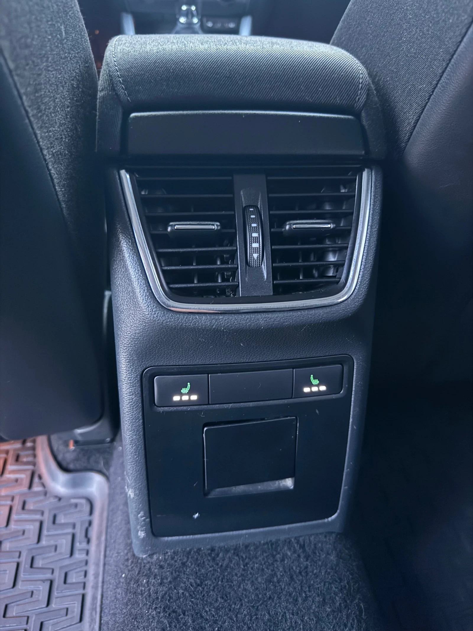 Skoda Octavia KEYLESS GO  FULL ГЕРМАНИЯ ! , снимка 15 - Автомобили и джипове - 54919275