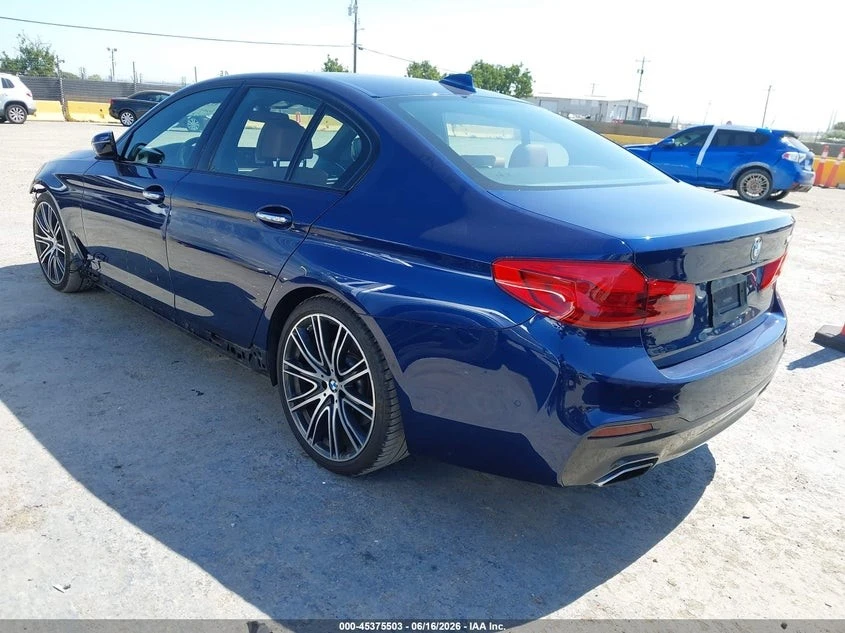 BMW 540 * M PACK* 360* Ambient Light* Head-up* , снимка 3 - Автомобили и джипове - 55032590
