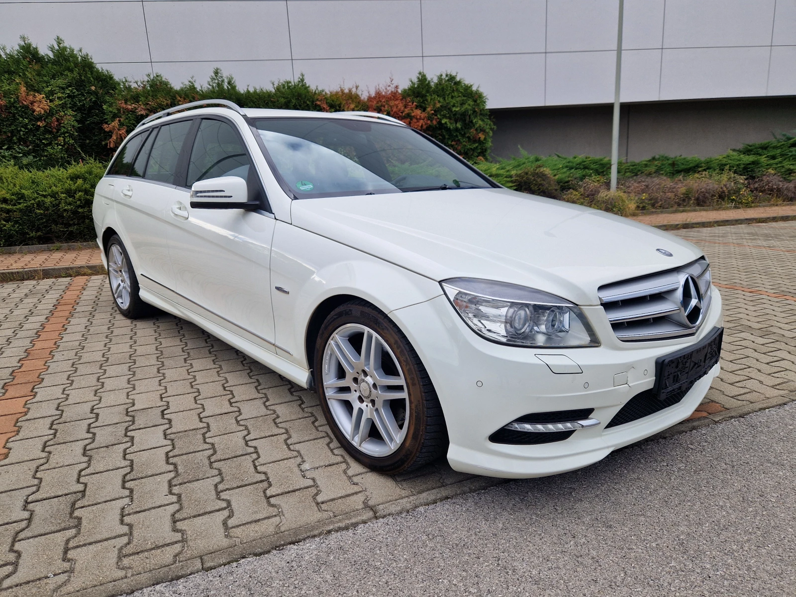 Mercedes-Benz C 350 AMG/4Matic/Face/Avomat/EU5/231кс, снимка 2 - Автомобили и джипове - 55195697