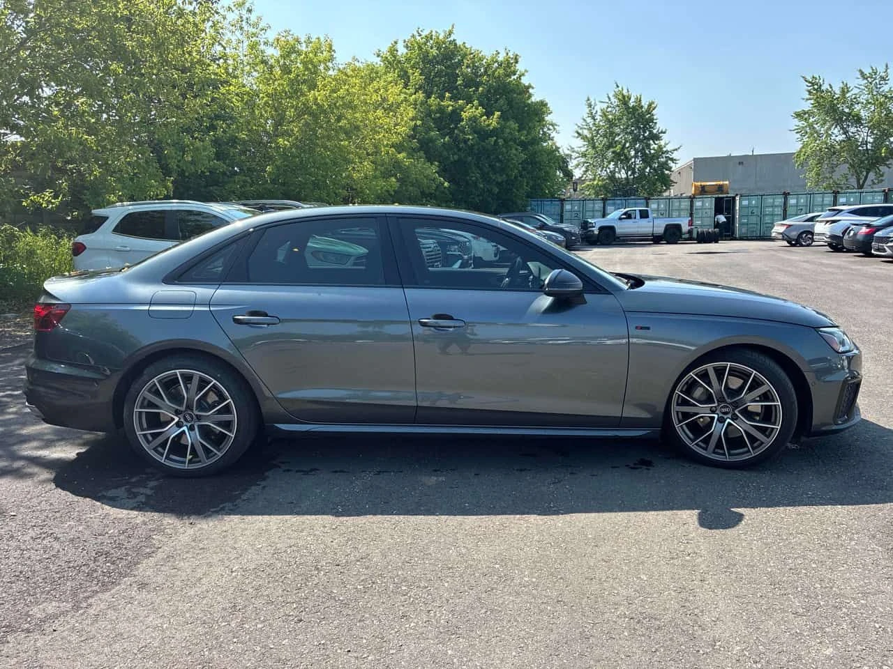Audi A4 * Technik * CARFAX * ���� �� �� | Mobile.bg � ����������� 3