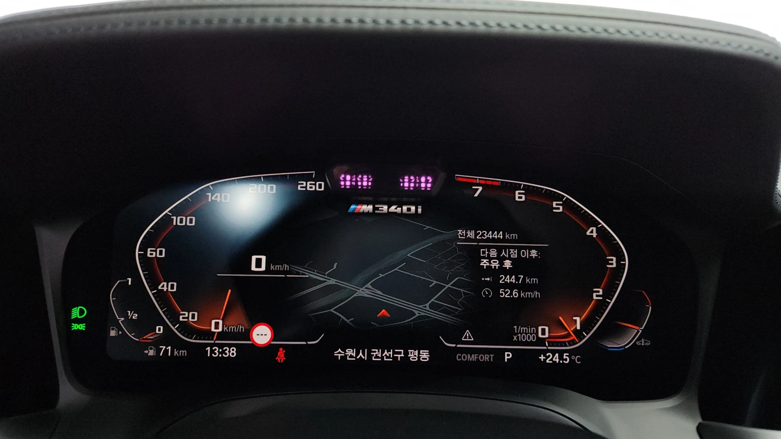BMW 340 i First Edition, снимка 10 - Автомобили и джипове - 55377455