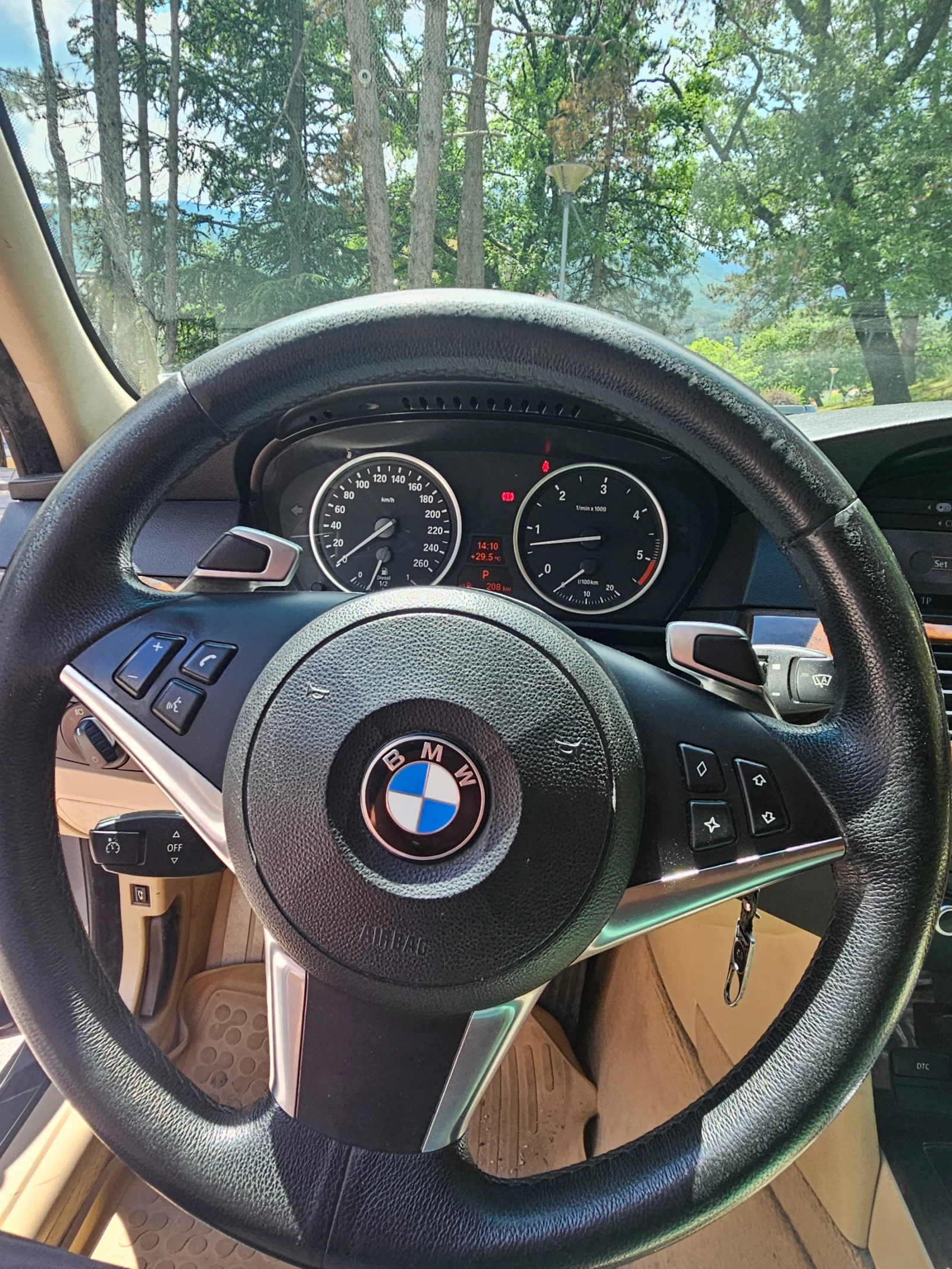 BMW 530 SAT-кутия, снимка 9 - Автомобили и джипове - 55945643