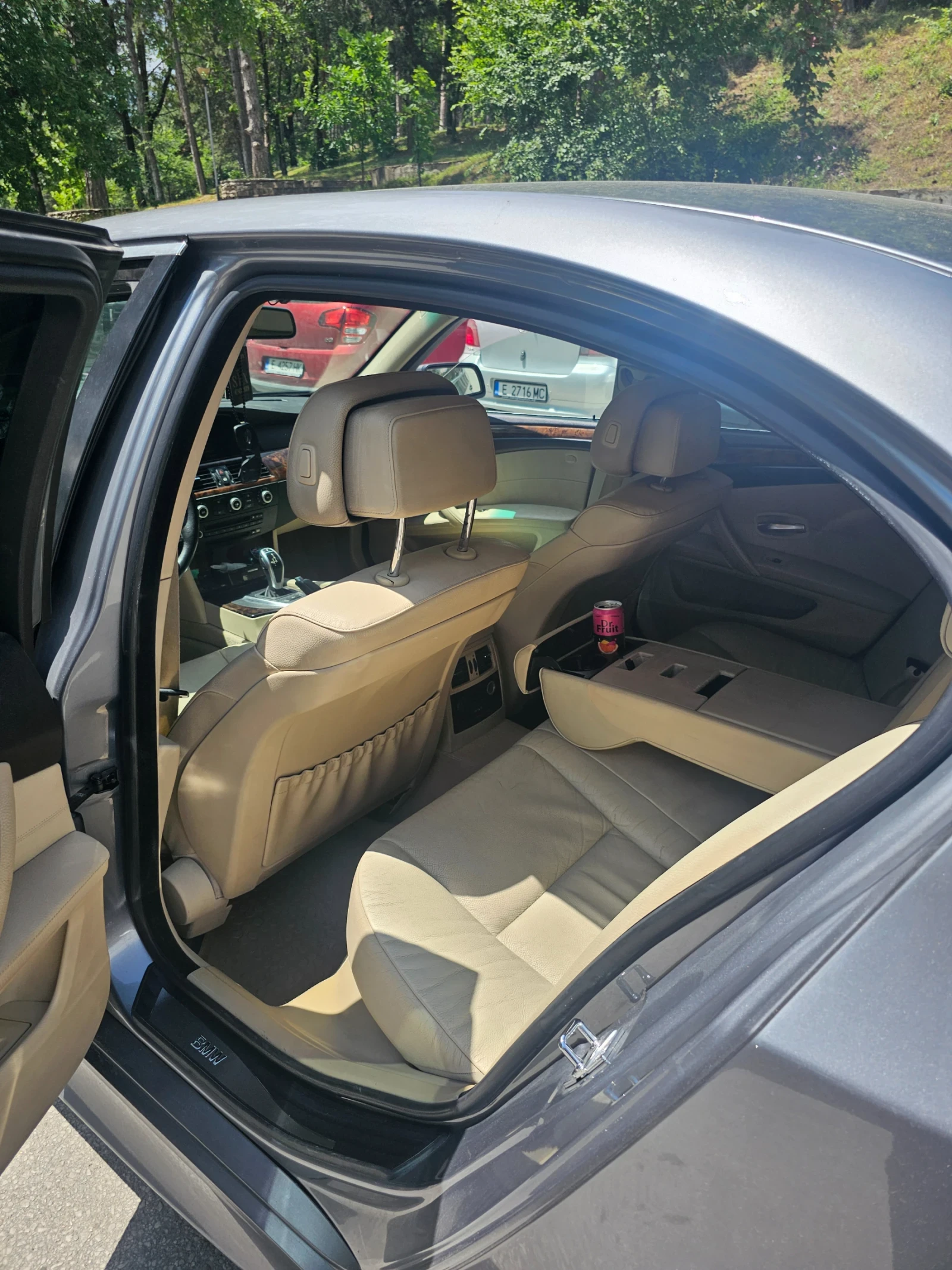 BMW 530 SAT-кутия, снимка 7 - Автомобили и джипове - 55945643