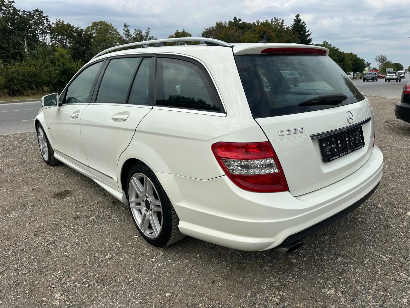 Mercedes-Benz C 220 AMG!Avantgarde!Navigation! Led!Xenon, снимка 6 - Автомобили и джипове - 55957520