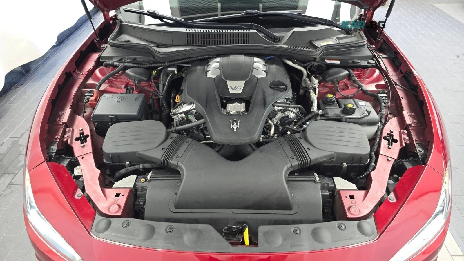 Maserati Ghibli 3.0* GRAN SPORT* КОЖА* ПОДГРЕВ* PANO* НАВИ* КАМЕРА, снимка 6 - Автомобили и джипове - 55994623