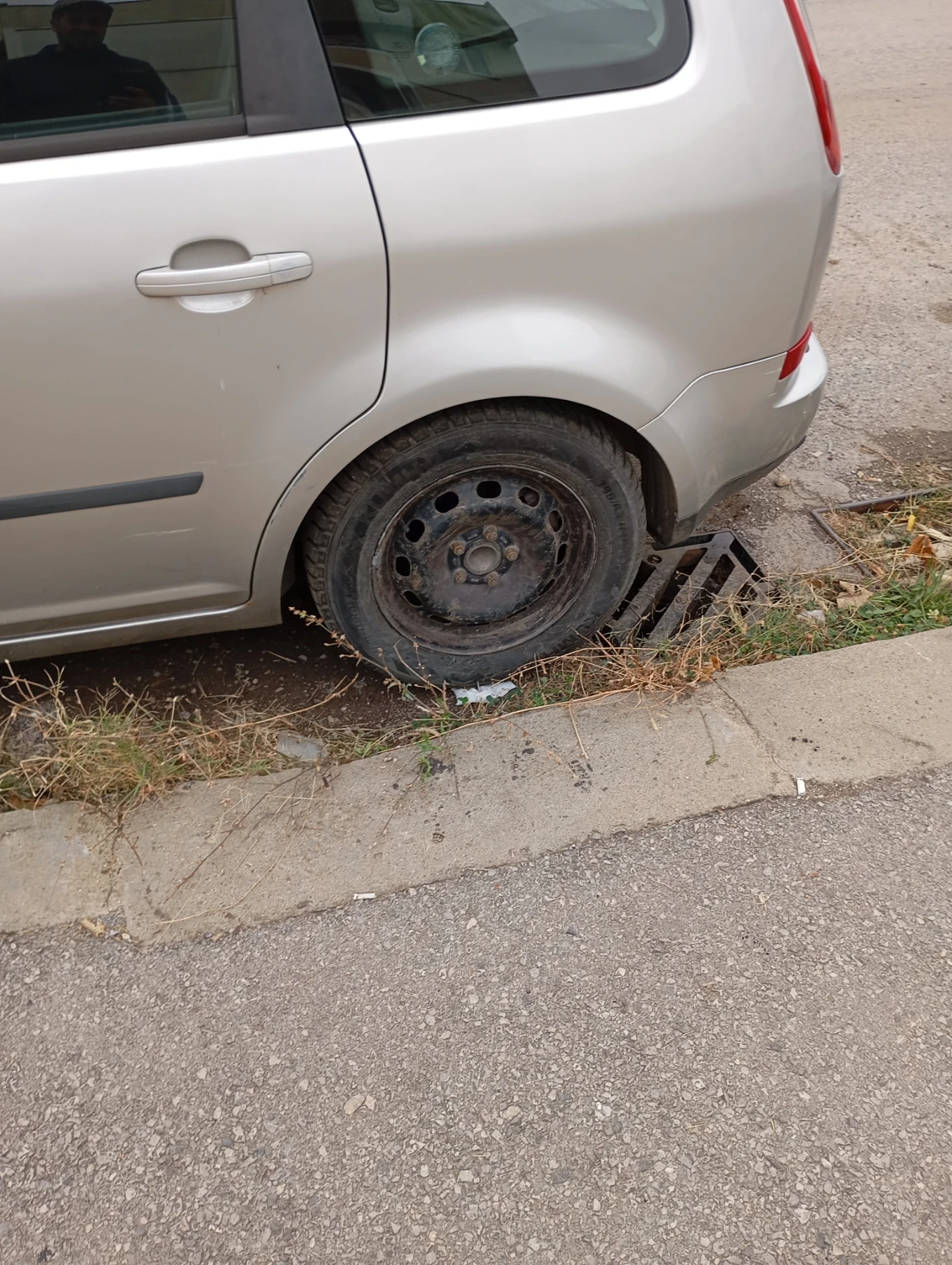 Ford C-max, снимка 8 - Автомобили и джипове - 56520949