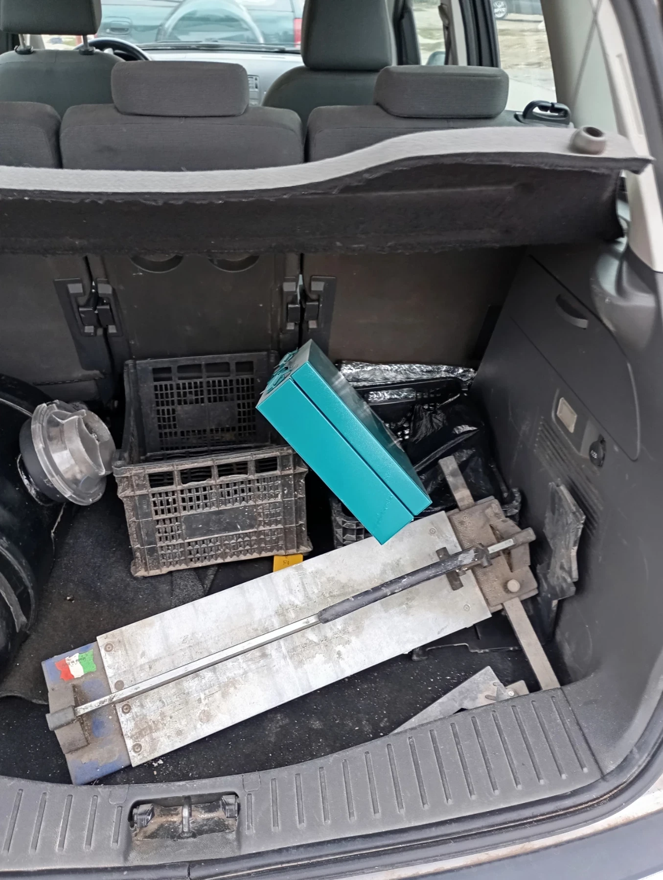 Ford C-max, снимка 12 - Автомобили и джипове - 56520949