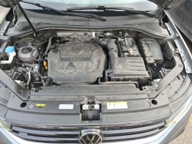 VW Tiguan  | COMFORTLINE R LINE BLACK EDITION | CARFAX, снимка 17