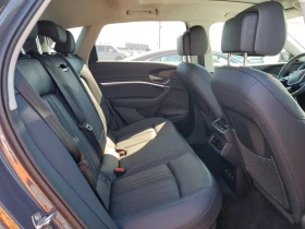 Audi Q8 E-Tron Premium Plus, снимка 11
