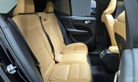 Volvo XC40 B4 Inscription/ФИНАНСИРАНЕ, снимка 12