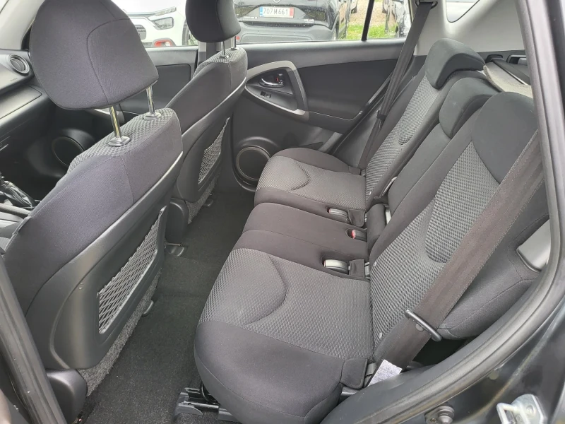 Toyota Rav4 D4D 136hp, снимка 8 - Автомобили и джипове - 52539913