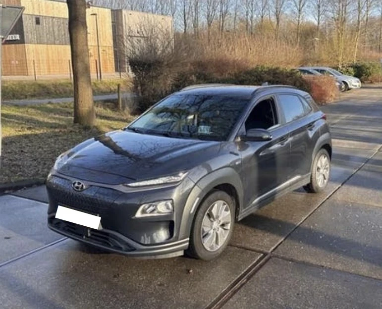 Hyundai Kona 64kWh, снимка 3 - Автомобили и джипове - 54001412