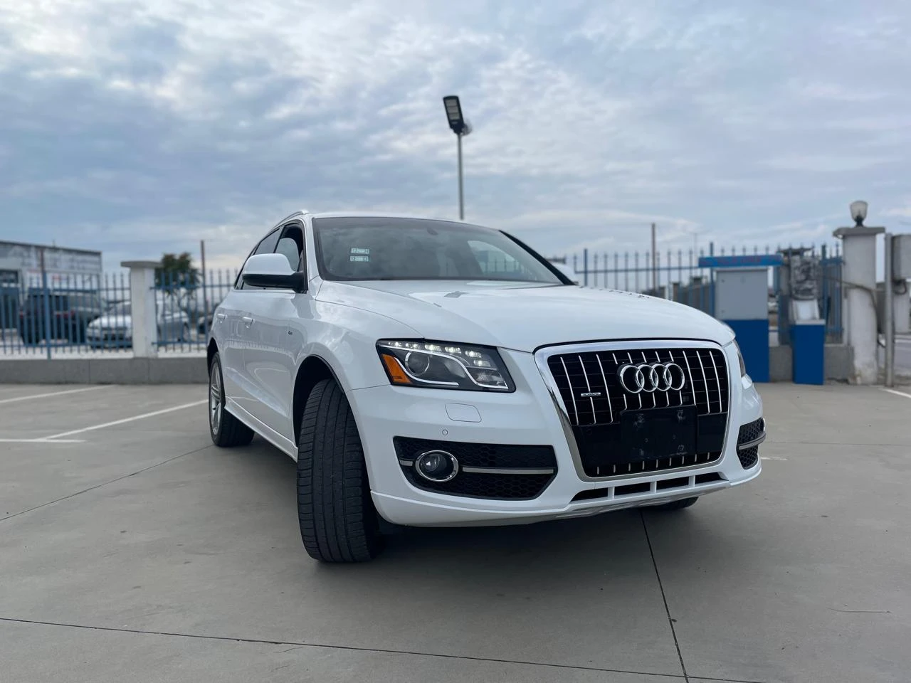 Audi Q5 3.2 S LINE / Prestige - изображение 2