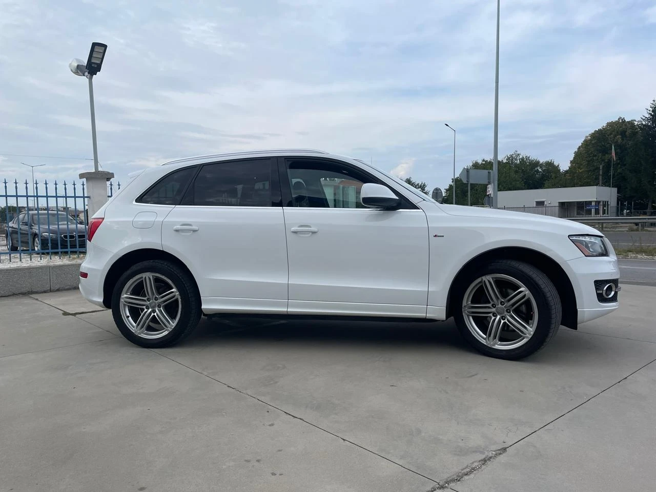 Audi Q5 3.2 S LINE / Prestige - изображение 4