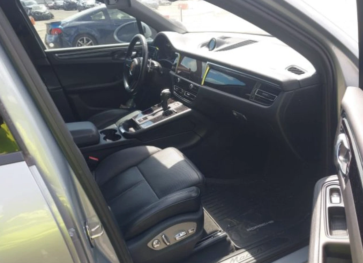 Porsche Macan Тurbo, Distronic, oбдух, двойма панорама, Bose - изображение 7
