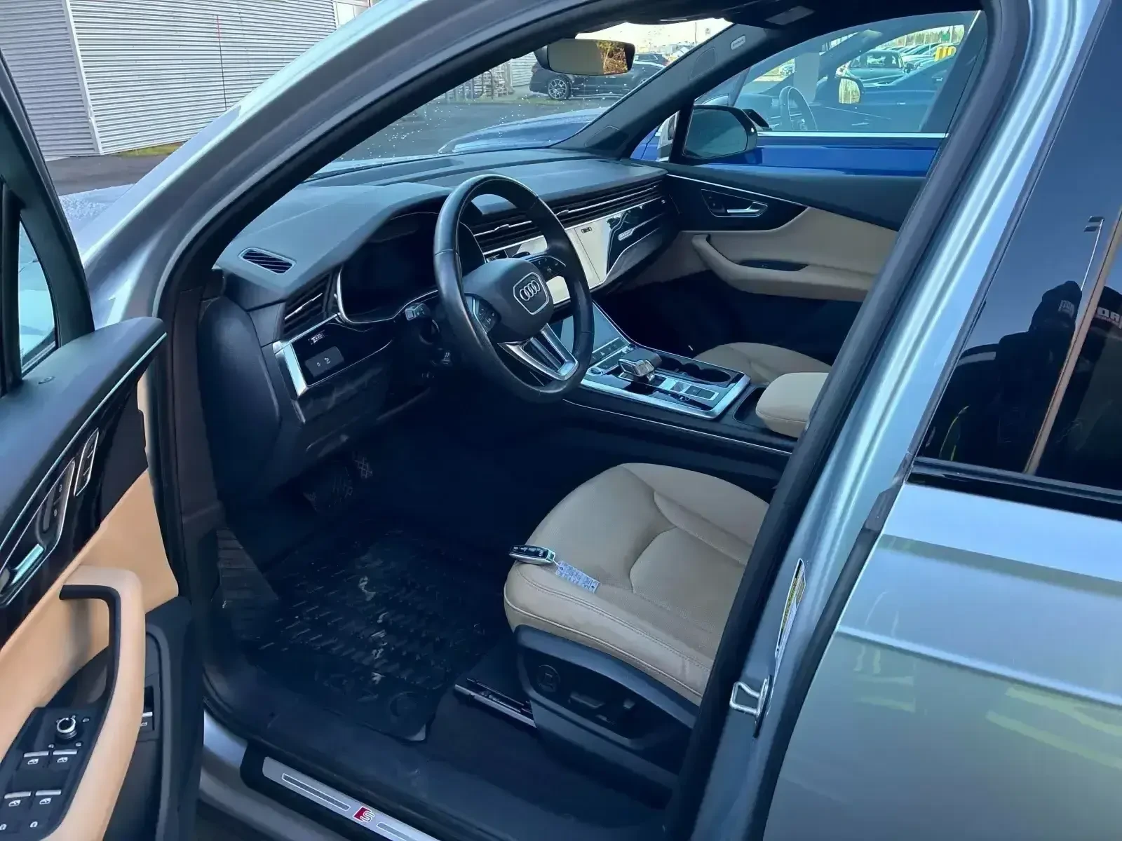 Audi Q7 * CARFAX *    | Mobile.bg   6